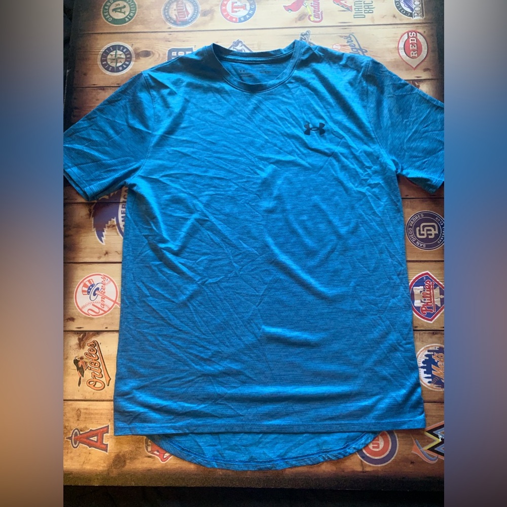 Men’s Under Armor Tee